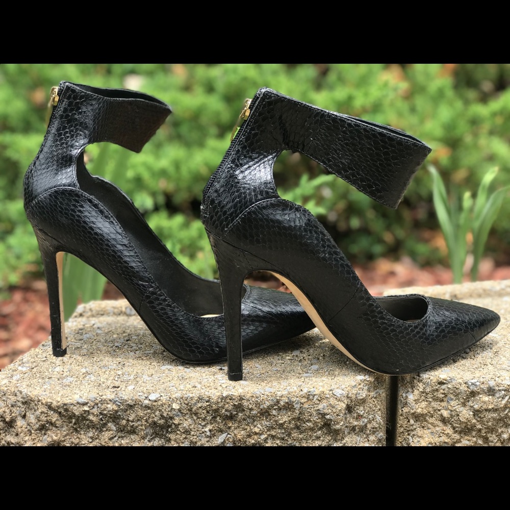 Via Spiga Heels Size 9